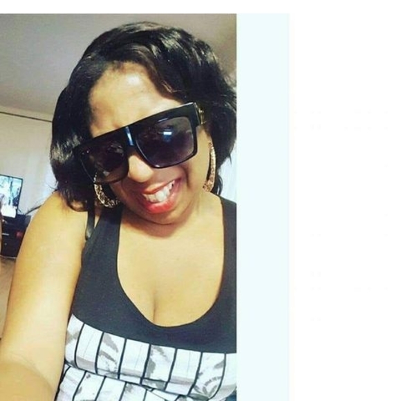 Meet your Posher, Monique - Picture 1 of 1